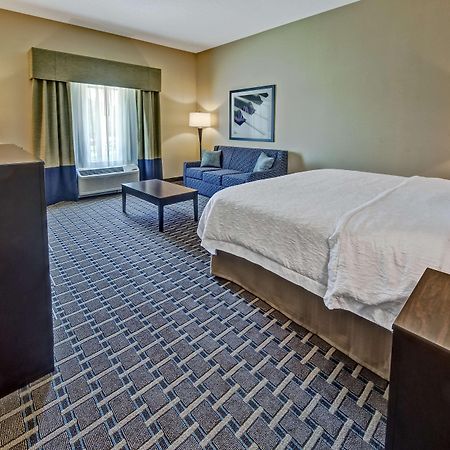 Hampton Inn Indianola エクステリア 写真