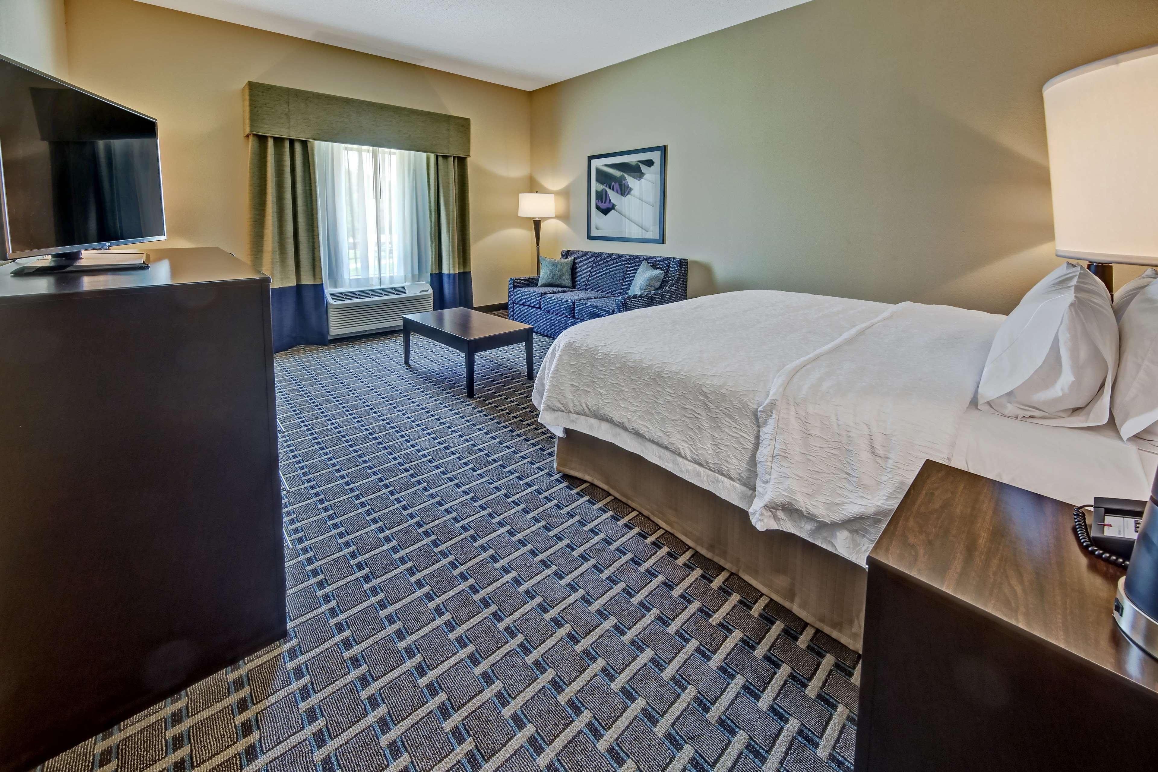 Hampton Inn Indianola エクステリア 写真