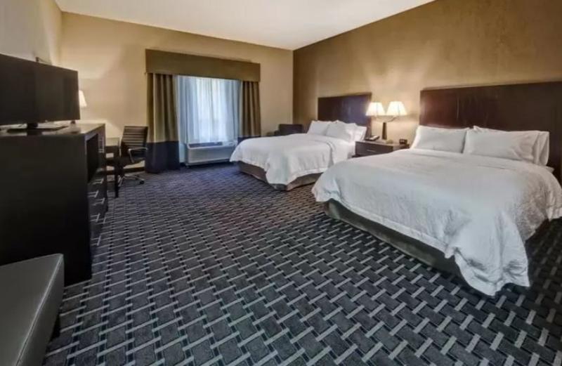 Hampton Inn Indianola エクステリア 写真
